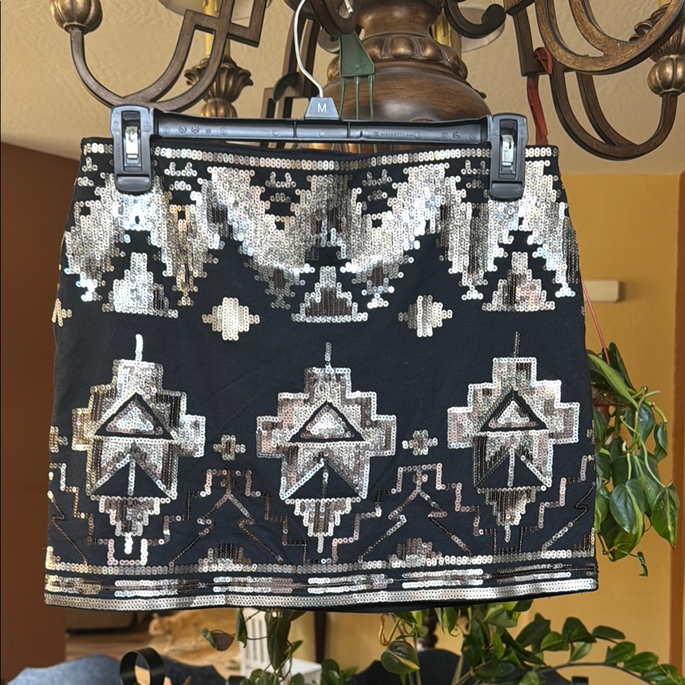 Express Sequin Embellished Black and Silver Skirt XS